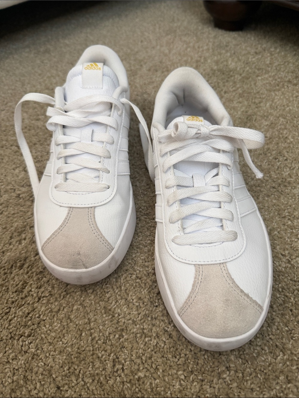 adidas White/Light Gray Women's Sneakers.  Too big .Size 8.5 but fits like a 9.